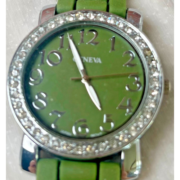 Geneva Y2K Green Silicone Rhinestone Watch Quartz Women's Large Face Lead Free - Picture 3 of 3